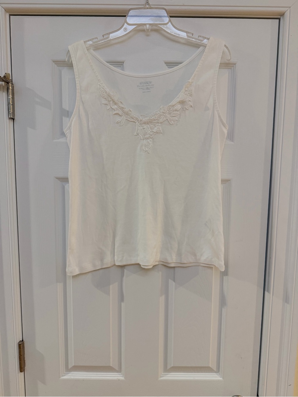 Women's Size 2 "Chico's" Cream Lace-Trim Sleeveless Camisole GUC